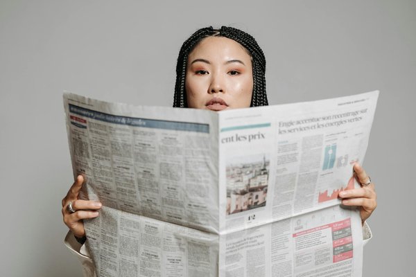 Échos Éternels : L'Alchimie du Vin et des Lettres à Travers les Âges